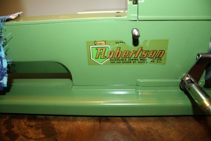 Vintage Elna Sewing Machine - the Grasshopper64419951921409113