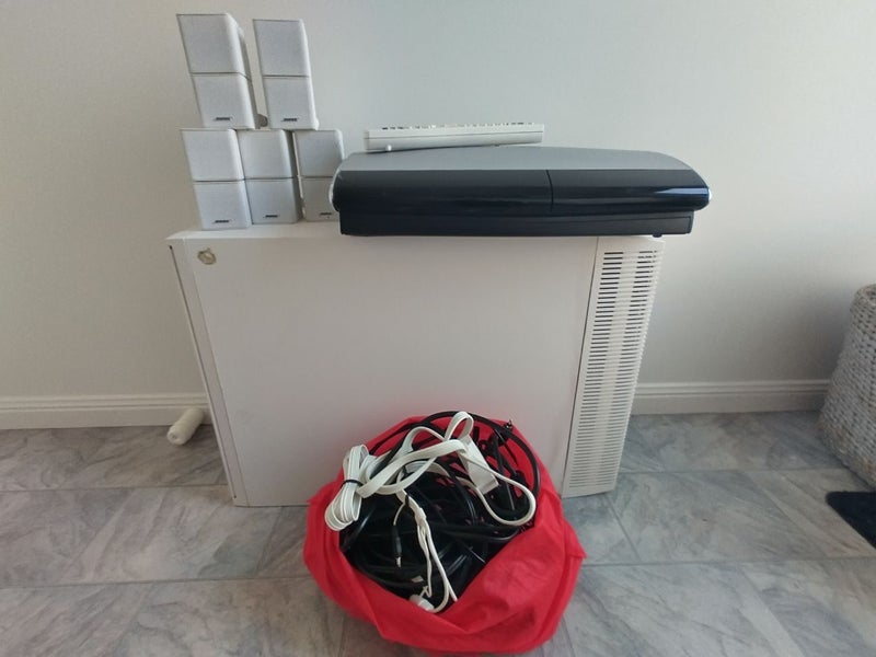 Bose lifestyle media centre and speakers Carousel 1