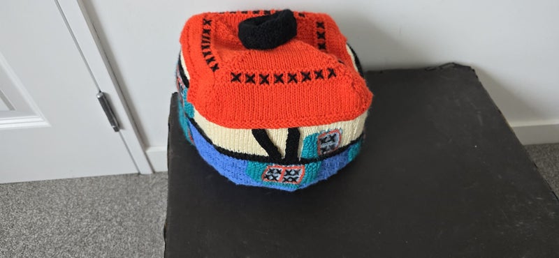 Retro House Tea Cosy Carousel 1