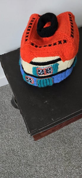 Retro House Tea Cosy Carousel 2