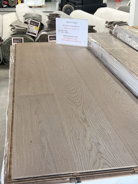 Godfrey Hirst Chateau Oak Engineered Timber Carousel 1