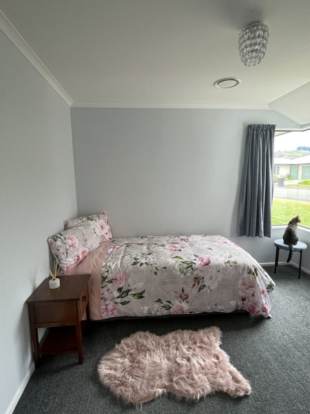 Stoke, 3 bedrooms63976145991937110