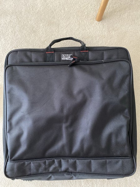 Gator mix desk bag Carousel 1