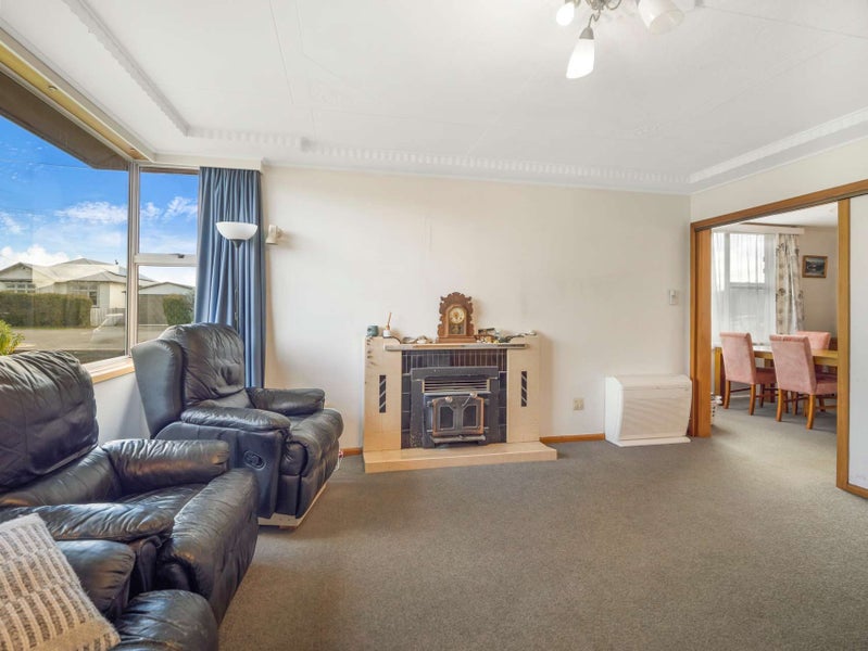 Sunny and practical, Prime Location!!!63976615518593114