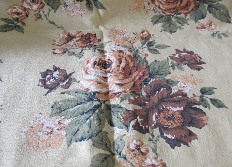 Lovely Large Remnant Vintage Floral Cotton Barkcloth Fabric Roses Autumn Shades Carousel 2