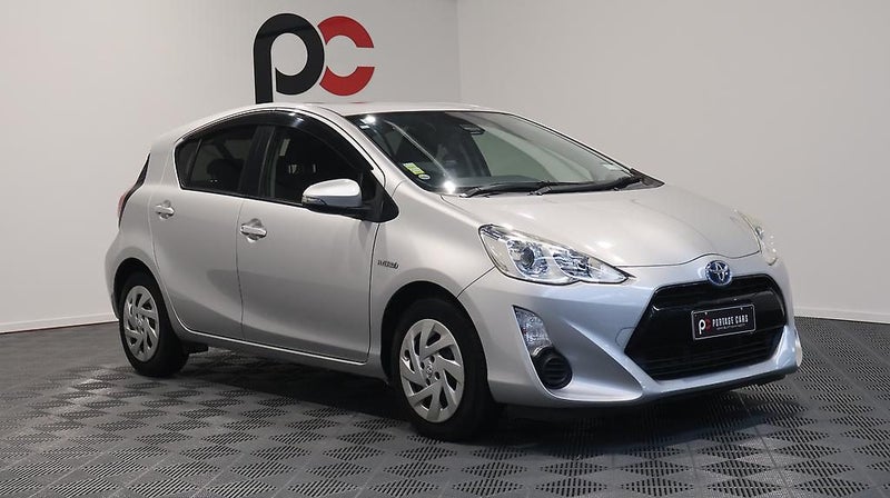 2017 Toyota Aqua S Model, Push Start, Low KMS,...64141752104834114