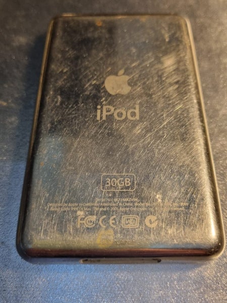 IPod Classic 30GB A1136 Carousel 2