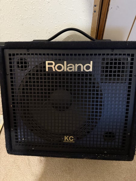 Roland KC-150 Keyboard Amplifier63977673124738110