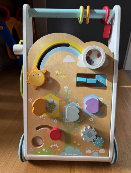Le Toy Van Petilou Activity Walker Carousel 1