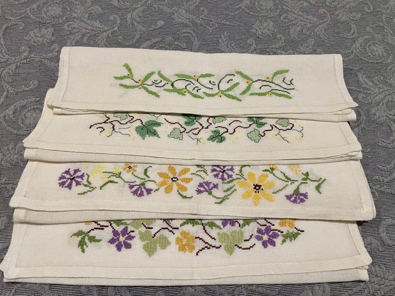 4 perfect hand embroidered Vintage botanical placemats Carousel 2