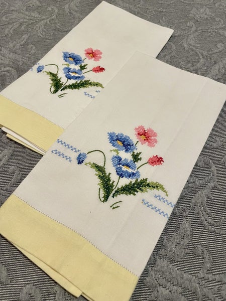 2 UNUSED hand embroidered Linen hand cloths with a yellow linen trim Carousel 1