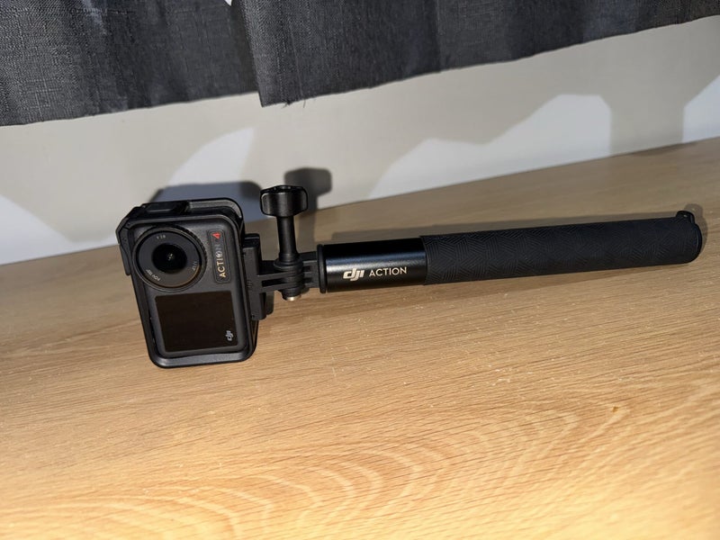 DJI Osmo Action 4 Adventure Combo + 4 Batteries + Extras (Under Warranty) Carousel 2