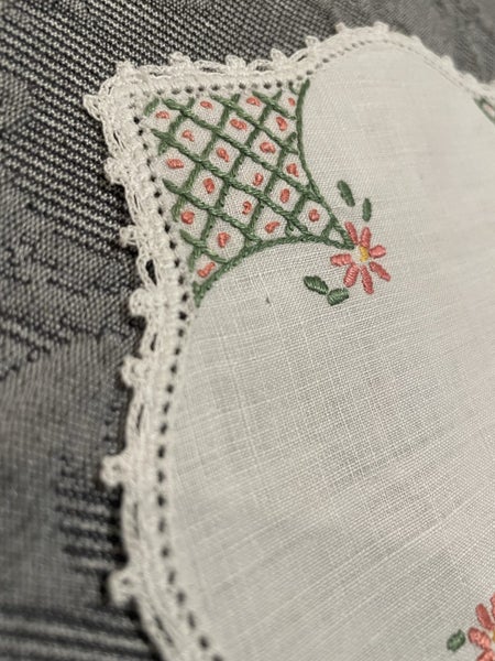 4 sweet little vintage hand embroidered Doilies / Coasters Carousel 2