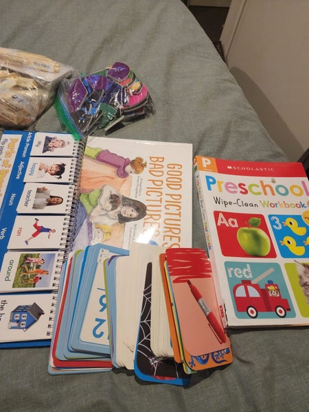 Bulk lot of home school learning items Carousel 2
