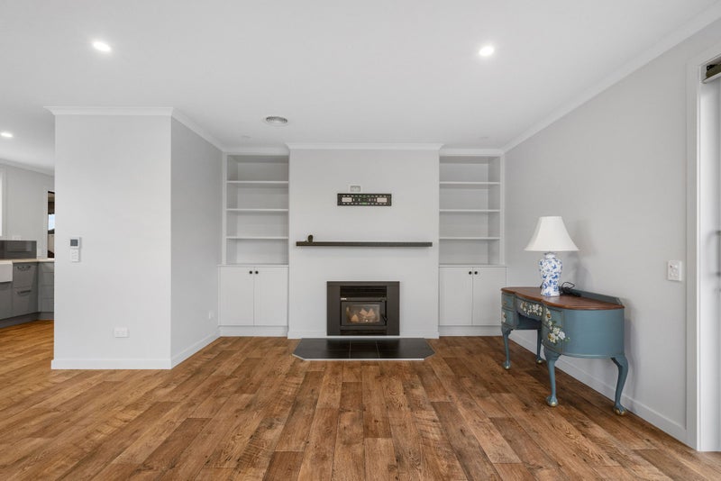 Space, Sun & Style - Ready for You to Move In!63984071991299114