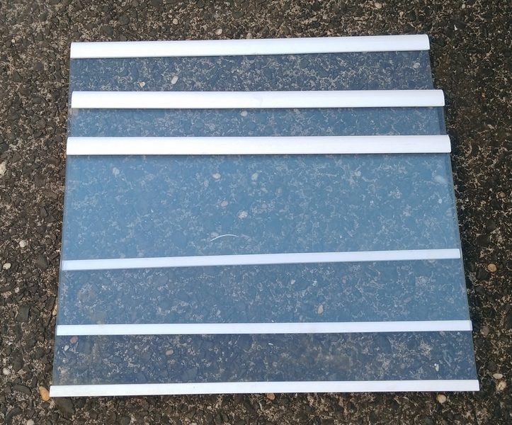 3 Glass shelves for F&P slim fridge Carousel 1