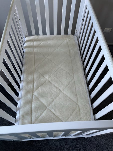Baby cot Carousel 2