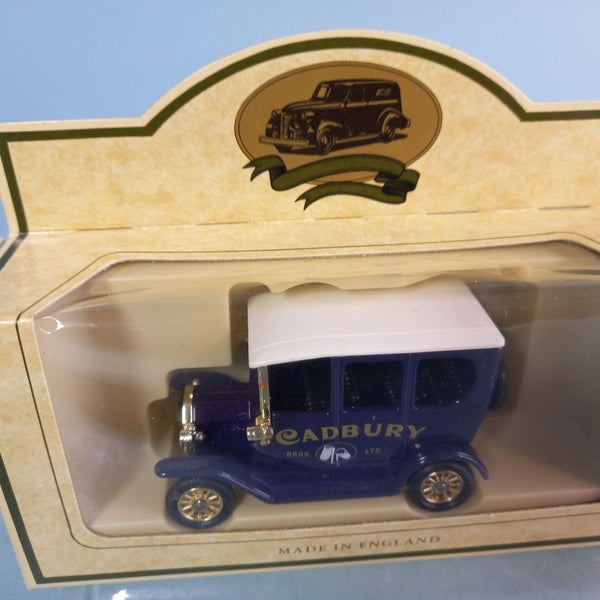 Model T Ford Car & Bullnose Morris Van CADBURY CHOCOLATE (2) Carousel 2