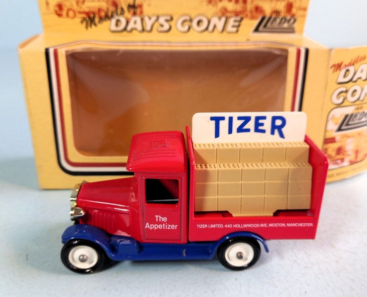 Days Gone 1934 Chevrolet Bottle Delivery Truck TIZER Carousel 1