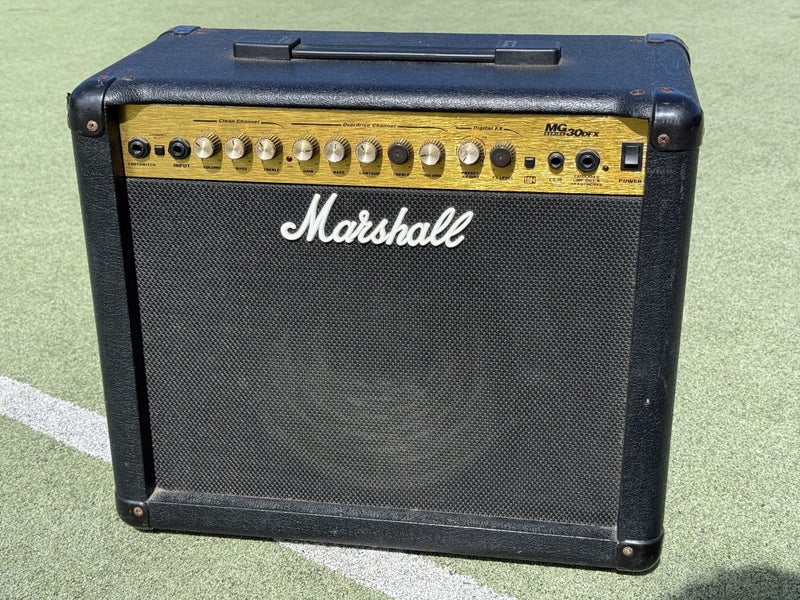 ***$1 Reserve*** 3 x Guitar Amps: Fender, Marshall, Roland Carousel 2