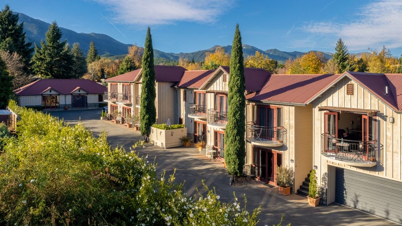 Top-rated motel lease for sale in Hanmer Springs Carousel 1