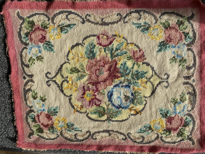 Lovely vintage Tapestry Carousel 1