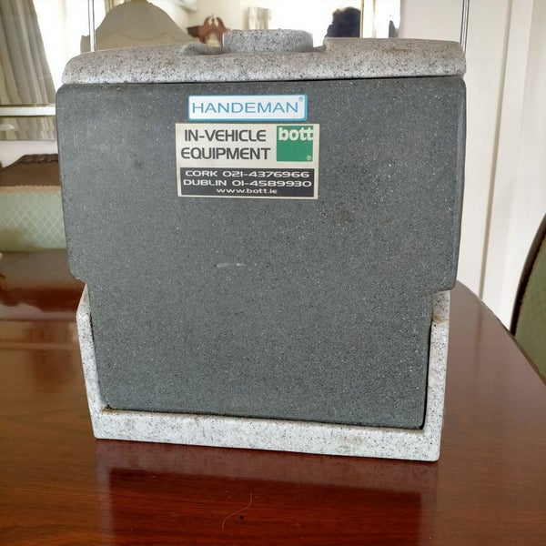 Handeman insulated handwash Carousel 2