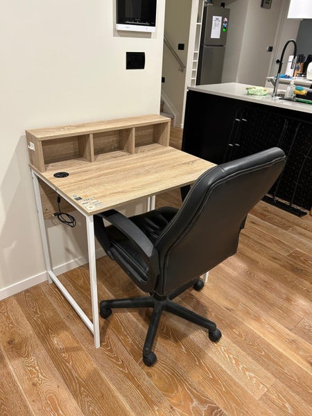 Study Desk & Chair Carousel 1