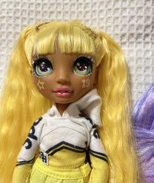 Rainbow High Cheerleader dolls x 3 Carousel 2
