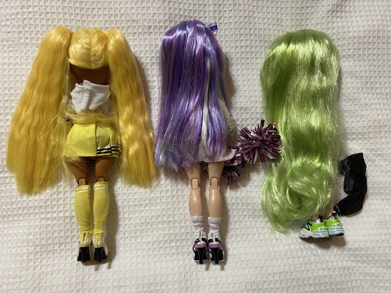 Rainbow High Cheerleader dolls x 3 Carousel 5