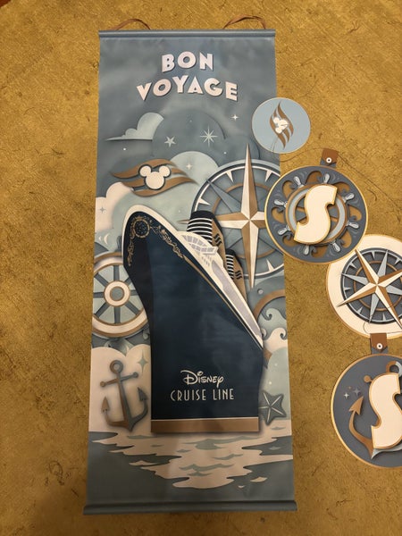 Disney Cruise Line room decor Carousel 3