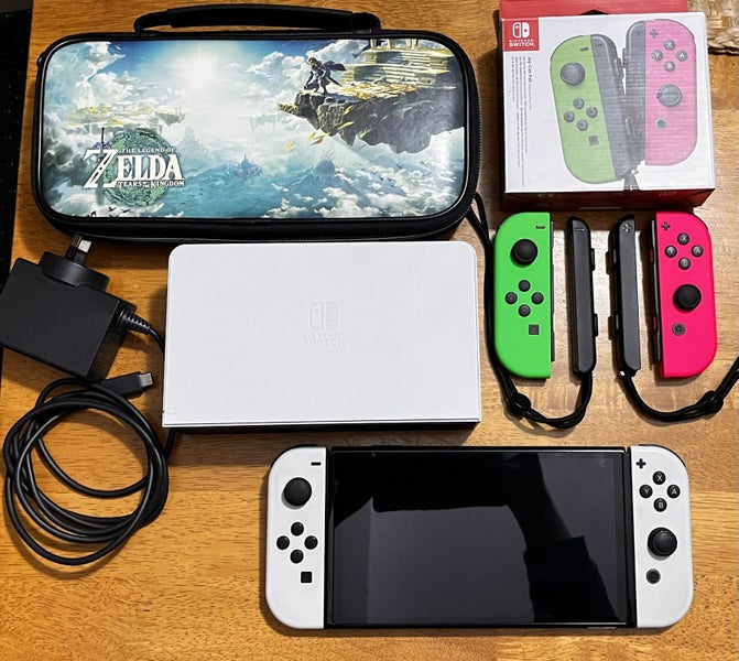 Switch OLED + Accessories + Mario Maker 2 Game Carousel 1