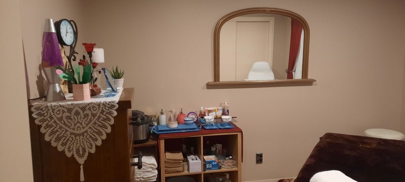 Deep tissue and relaxation massage, & scrub Carousel 4