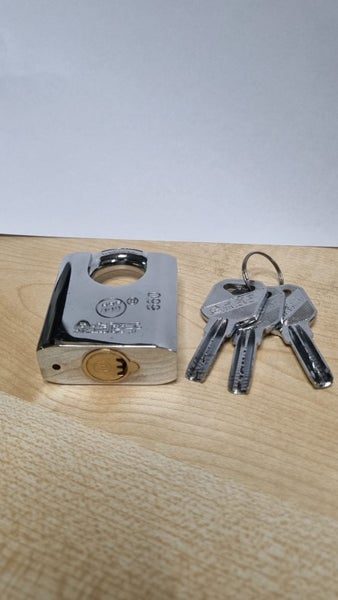 Anti theft Heavy Duty Hard Steel Key Padlock with 3 Unique Keys M Size Carousel 2