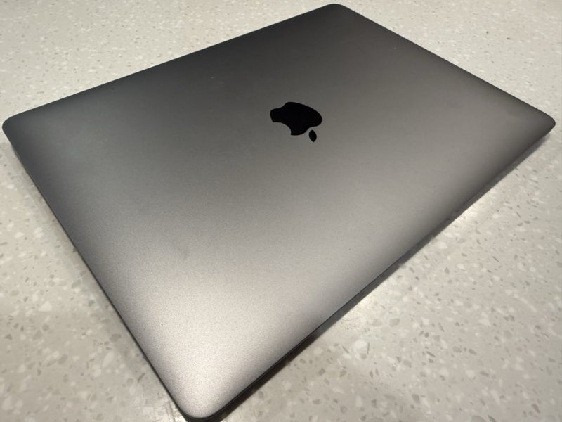 2020 13” M1 MacBook Air. 8g 250g Apple Intelligence A233764259518183299111