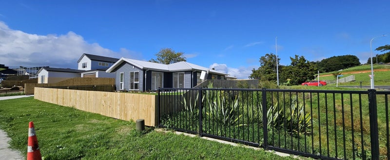 Pukekohe, 2 bedrooms63993655595138111