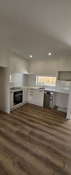 Pukekohe, 2 bedrooms63993655595138112