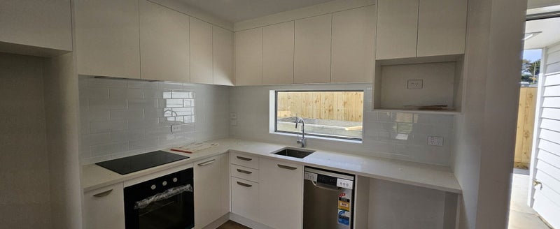 Pukekohe, 2 bedrooms63993655595138113