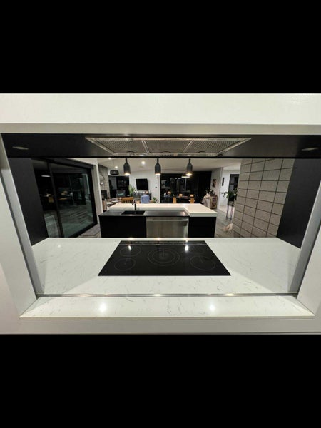 Complete Kitchen - Only 5 Years Old. Carousel 1