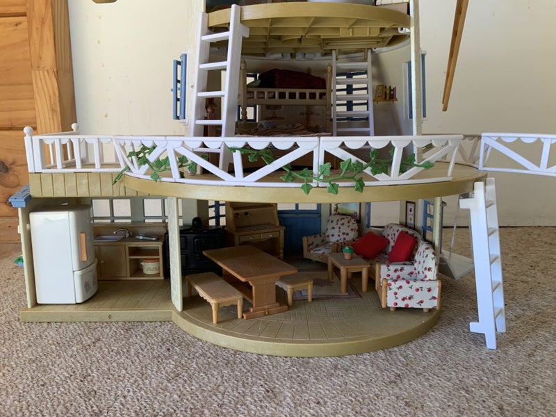Sylvanian Field View Mill Carousel 2