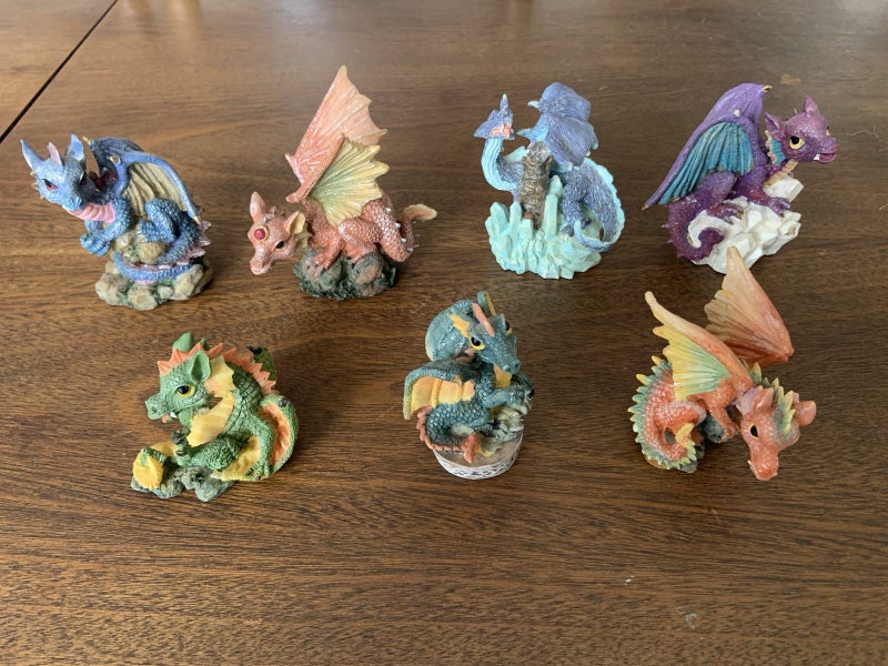 Vintage Dragontales by Originalities figurines Carousel 1