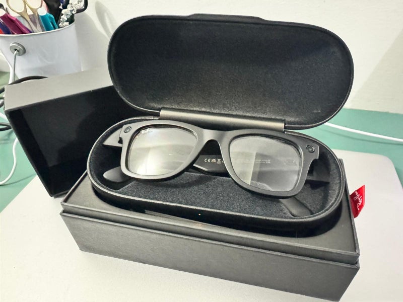 RAY-BAN META AI FACEBOOK SMART SUNGLASSES Carousel 1