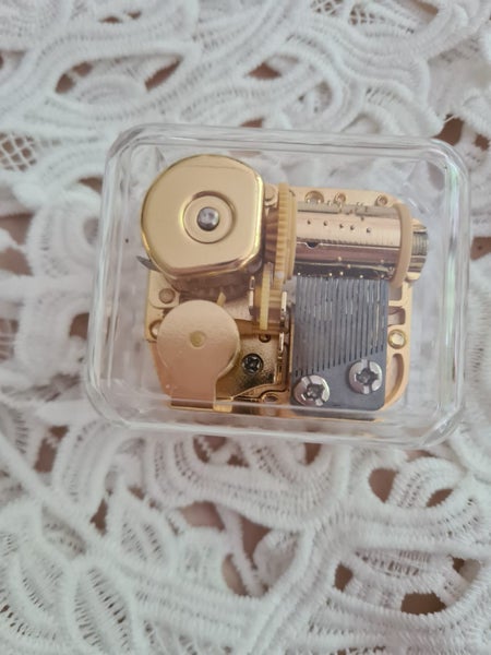 An Enthralling Music Box Carousel 1