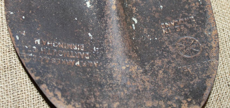 Old Parkes Wheel Brand Shovel Head (RB18) Carousel 2