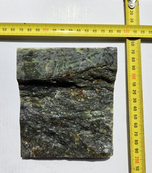 BEAUTIFUL POUNAMU CARVERS STONE 1.67lb Carousel 4