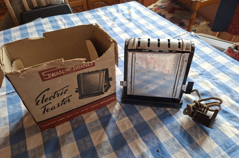 Antique Toaster - Swan Brand's first electric Toaster 1939. Original Box. Carousel 1