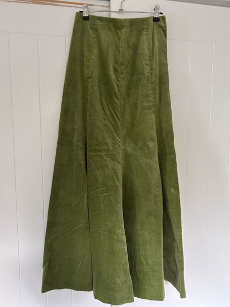 Vintage Long Velvet Skirt Carousel 1