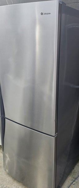 Westinghouse stainless steel fridge freezer 400 litres Carousel 2