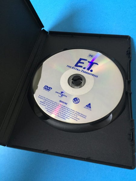 E.T. The Extra-Terrestrial (Single Disk Edition)64483088403075112