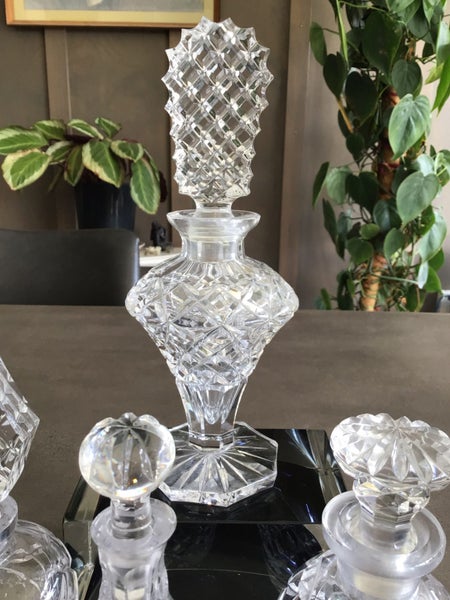 Small Glass or Chrystal Bottles Carousel 3